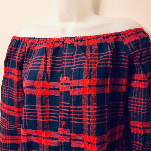 Plaid Flannel Print Off the Shoulder Button Shirt - Picture 4 of 5